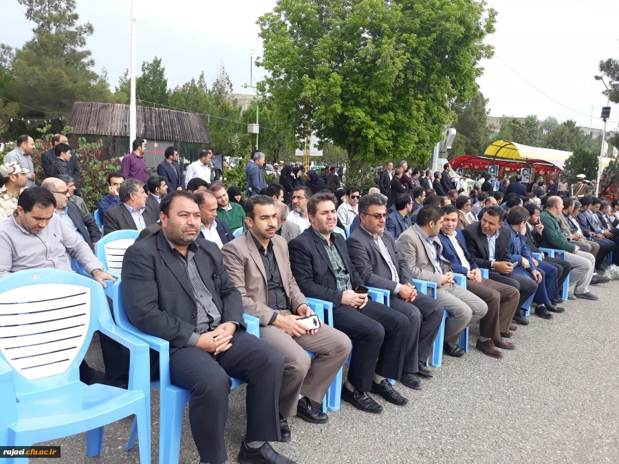 به مناسبت سوم خرداد سالروز فتح خرمشهر

شرکت مدیریت و کارکنان دانشگاه فرهنگیان استان در مراسم میهمانی لاله ها و غبارروبی مزار شهدا