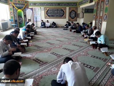 محفل جمع خوانی یک جزء قرآن کریم بمناسبت هفتمین روز رحلت  حجه الاسلام والمسلمین حسنی  درپردیس شهیدرجایی ارومیه برگزار شد.