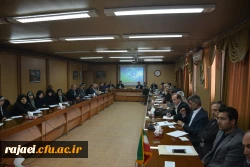 برگزاری جلسه هم اندیشی اساتید با عنوان تبیین اندیشه های سیاسی حضرت امام خمینی (ره )