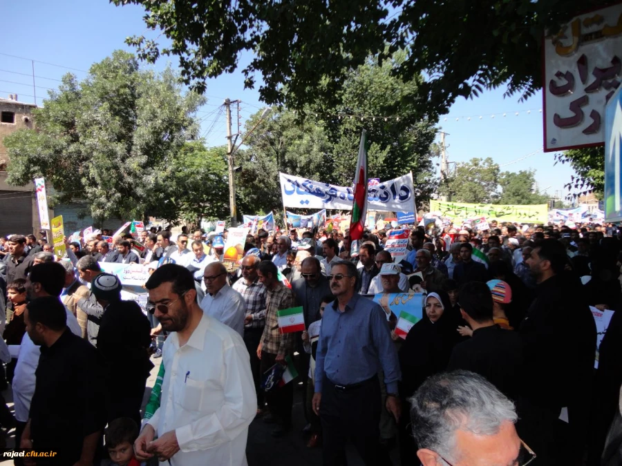 اساتید، کارکنان و دانشجویان پردیس شهید رجایی همگام با سایر اقشار ملت در راهپیمایی روز جهانی قدس شرکت کردند 7