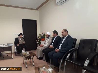 حجه الاسلام و المسلمین آقای دکتر سید مهدی قریشی نماینده محترم ولی فقیه در استان آذربایجان غربی و امام جمعه ارومیه :

مدیریت یکپارچه ، هماهنگی و صمیمیت عامل موفقیت آن مجموعه (دانشگاه فرهنگیان) خواهد بود