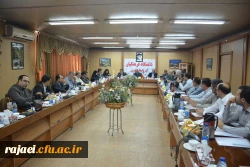 محمدی مدیر کل آموزش و پرورش استان آذربایجان غربی :

می توان از ظرفیت دانشگاه فرهنگیان و کانون پرورش فکری کودکان و نوجوانان در موضوع پیشگیری از آسیبهای اجتماعی استفاده کرد.