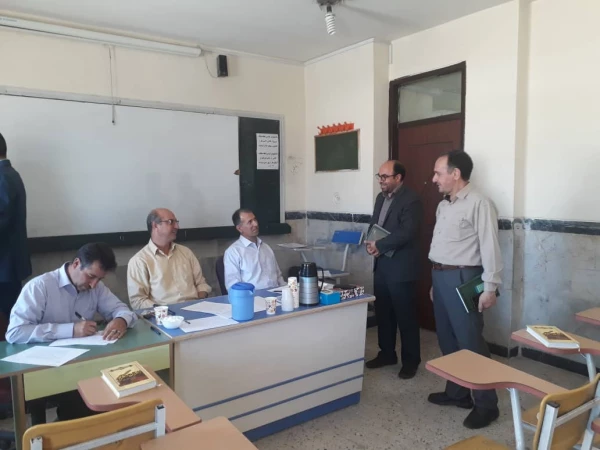 سرپرست هسته گزینش آموزش وپرورش استان آذربایجان غربی ضمن بازدید از روند مصاحبه مهارت آموزان ماده 28 با مدیرامورپردیس های استان آذربایجان غربی دیدار و گفتگوکرد
