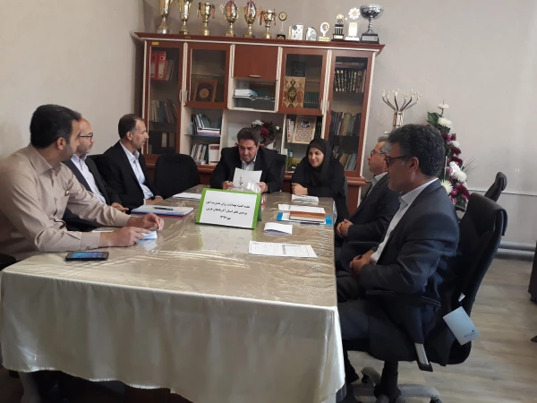 به مناسبت هفته بهداشت روان

جلسه ی اجرایی نمودن فعالیتهای هفته بهداشت روان در مدیریت امور پردیس های استان برگزار شد