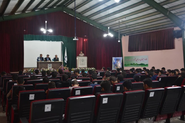 جلسه پرسش و پاسخ سرپرست، معاونین و کارشناسان پردیس شهید رجایی ارومیه با دانشجو معلمان  پردیس شهید رجایی برگزار شد.