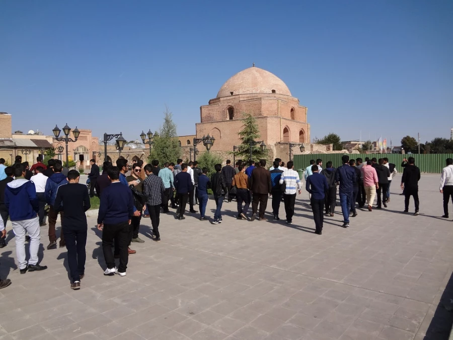 به همت امور فرهنگی پردیس شهید رجایی ارومیه

اردوی یک روزه ارومیه گردی برای دانشجویان برگزار شد 7