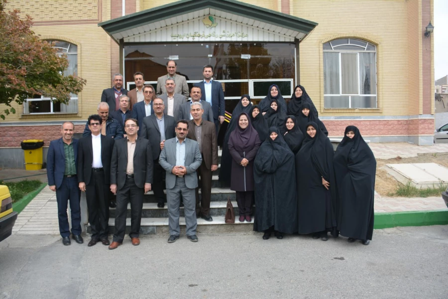 مراسم اختتامیه دوره توان افزایی و دانش افزایی منطقه ای سرپرستان شبانه روزی دانشگاه فرهنگیان در ارومیه برگزار شد 5