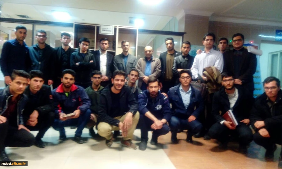 به مناسبت گرامیداشت هفته کتاب و کتابخوانی

بازدید دانشجویان از کتابخانه مرکزی ارومیه 2