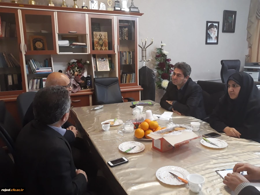 جلسه مسئولین دانشگاه فرهنگیان آذربایجان غربی با مدیر عامل مجمع خیرین مدرسه ساز برگزار شد