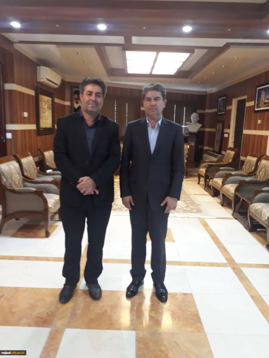 دکتر علی محمودلو مدیر امور پردیس های دانشگاه فرهنگیان با دکتر شهریاری استاندار آذربایجان غربی و رئیس هیات امنای دانشگاه فرهنگیان استان دیدار کرد