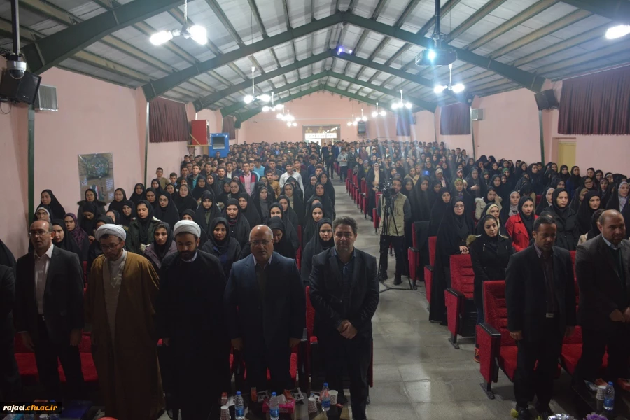 مراسم بزرگداشت روز دانشجو با حضور مسئولین استانی، مدیران، اساتید و دانشجویان پردیس های پسرانه و دخترانه در پردیس شهید رجایی ارومیه برگزار شد