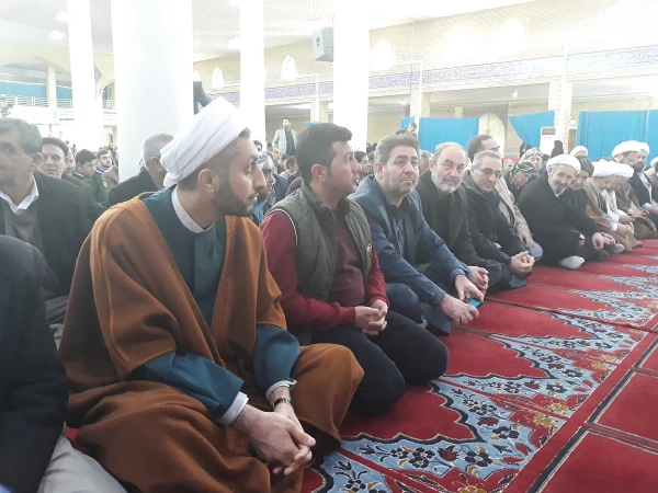 حضور گسترده مسئولین، اساتید، کارکنان و دانشجویان پردیس شهید رجایی ارومیه در مراسم گرامیداشت نه دی ماه 3