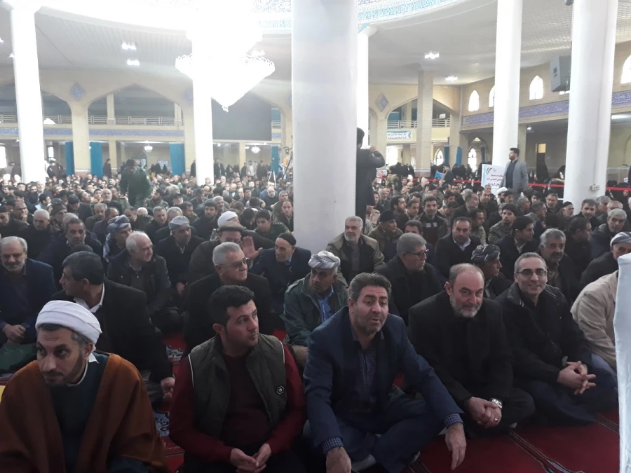 حضور گسترده مسئولین، اساتید، کارکنان و دانشجویان پردیس شهید رجایی ارومیه در مراسم گرامیداشت نه دی ماه 4