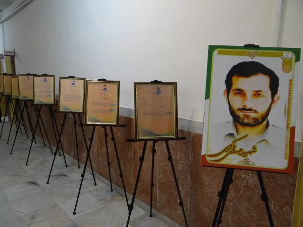 باحضور مسئولین و مدیران ارشد، پیشکسوتان و روسای سابق مراکز تربیت معلم و دانشگاه فرهنگیان استان

مراسم نکوداشت یکصد سال تلاش و پویایی تربیت معلم در دانشگاه فرهنگیان استان آذربایجان غربی برگزار شد
 10