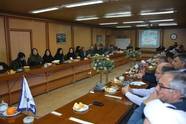 با حضور اساتید و کارکنان پردیس های دانشگاه فرهنگیان استان

مراسم گرامیداشت  چهلمین بهار انقلاب شکوهمند اسلامی برگزار شد 4
