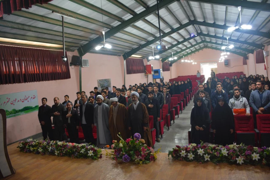 به همت حوزه بسیج دانشجویی 

دوره خط امام بسیج دانشجویی  دانشگاه فرهنگیان آذربایجان غربی برگزار شد 8