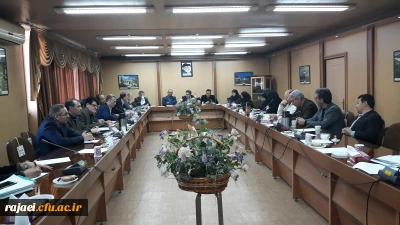 دکتر دلقندی مشاور اجرایی دانشگاه در نشست صمیمی با اساتید و کارکنان آذربایجان غربی:

باید سیره و منش شهدای گرانقدر سرمشق ما قرار گیرند و ما باید با زدودن پلیدی ها از دل، راه به محضر حق تعالی باز کنیم.