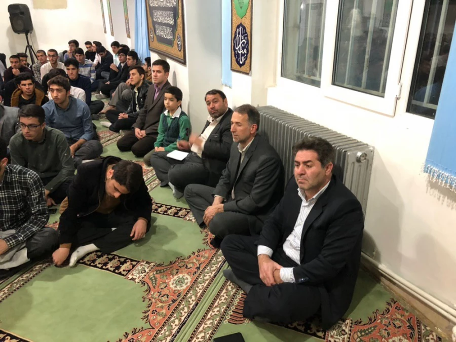 مراسم جشن میلاد با سعادت مهدی موعود(عج) در نمازخانه پردیس شهید رجایی ارومیه برگزار شد 3