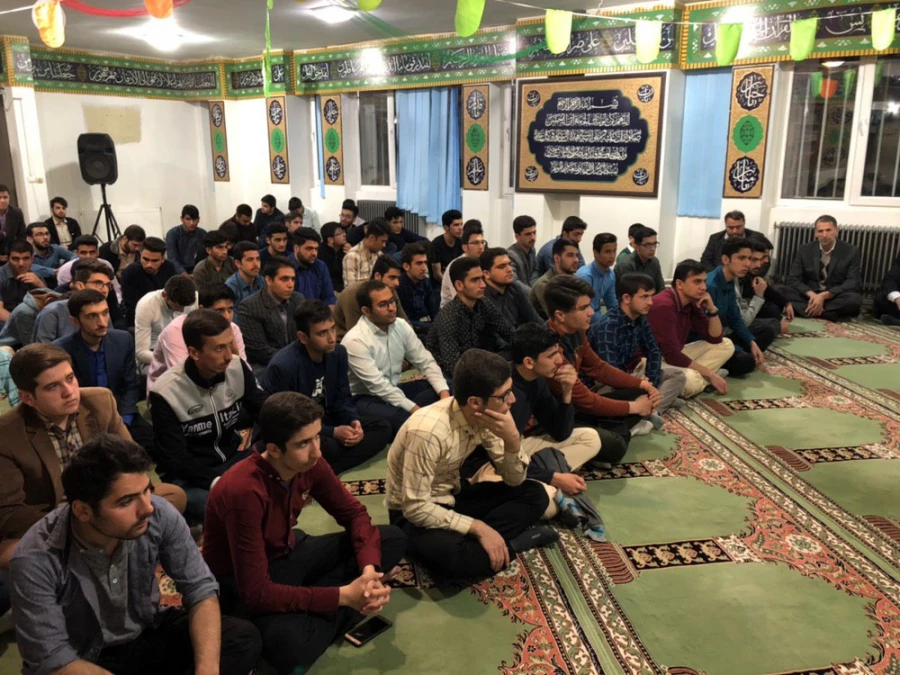 مراسم جشن میلاد با سعادت مهدی موعود(عج) در نمازخانه پردیس شهید رجایی ارومیه برگزار شد 8