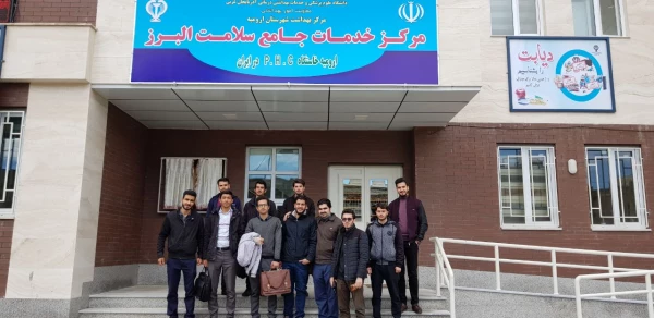 بمناسبت گرامیداشت هفته سلامت 

جمعی ازدانشجو معلمان پردیس شهید رجایی  با حضور در پایگاه سلامت البرز ارومیه از بخشهای مختلف آن بازدید نمودند