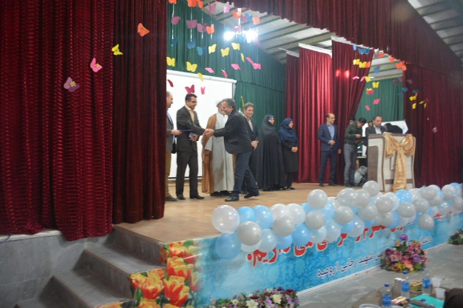 مراسم استانی دهه ی سرآمدی آموزش در دانشگاه فرهنگیان استان آذربایجان غربی برگزار شد. 6