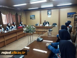 به  مناسبت دهه ی گرامیداشت سرآمدی آموزش جمعی از دانش آموزان دبیرستان سارای ارومیه  از بخشهای مختلف پردیس شهید رجایی ارومیه بازدید نمودند 4