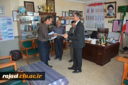 بمناسبت گرامیداشت دهه ی سرآمدی آموزش و روز کارورزی

تجلیل از مدیران و معلمان راهنمای مدارس مجری طرح کارورزی با حضور معاونین و کارشناسان دانشگاه فرهنگیان و آموزش و پرورش استان آذربایجان غربی در مدارس
 7