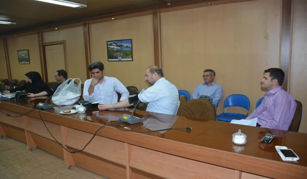 شعار سال: ( فشار خون را بدانیم و بشناسیم)

همزمان با سراسر کشور طرح ملی سلامت با بسیج کنترل فشار خون به شکل یک تحول در نظام پیشگیری کشور اکیپ کنترل فشار خون کار خود را در پردیس شهید رجایی آذربایجان غربی آغاز کرد
 6