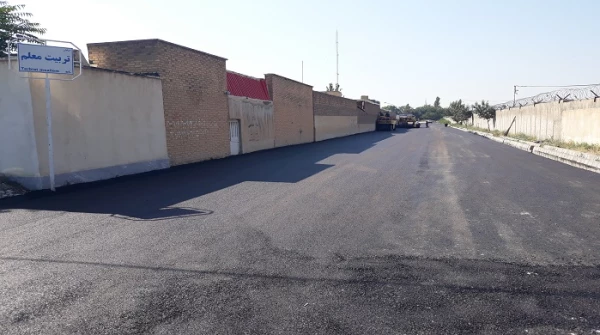 با پیگیریهای رئیس دانشگاه فرهنگیان استان آذربایجان غربی ، خیابان تربیت معلم زیرسازی .آسفالت و مورد بهره برداری قرار گرفت 2