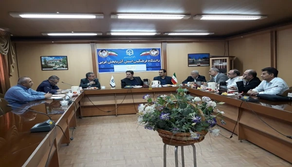 به منظور تسهیل فرآیند کسورات و تسویه حساب دانشجویان

جلسه هماهنگی مسئولین مالی اداره کل آموزش و پرورش با مسئولین مدیریت استانی دانشگاه فرهنگیان استان آذربایجان غربی
 3