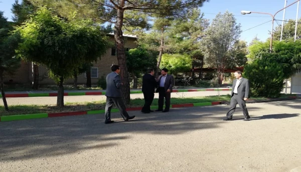 به منظور آشنایی با مشکلات و تنگناهای استانها برای بازگشایی مطلوب در مهر ماه 98

دکتر روشندل معاون آموزشی و تحصیلات تکمیلی دانشگاه فرهنگیان از فضاهای آموزشی، فرهنگی، ورزشی و سراهای دانشجویی مرکز امام خمینی (ره) سلماس بازدید نمودند 3