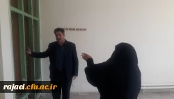 دکتر علی محمودلو رئیس دانشگاه فرهنگیان استان آذربایجان غربی به صورت سرزده در واحدهای آموزشی شهید مطهری خوی و حضرت امام خمینی (ره) سلماس حضور یافت و ضمن بازدید از بخش های مختلف با روسای آن مراکز گفتگو کرد