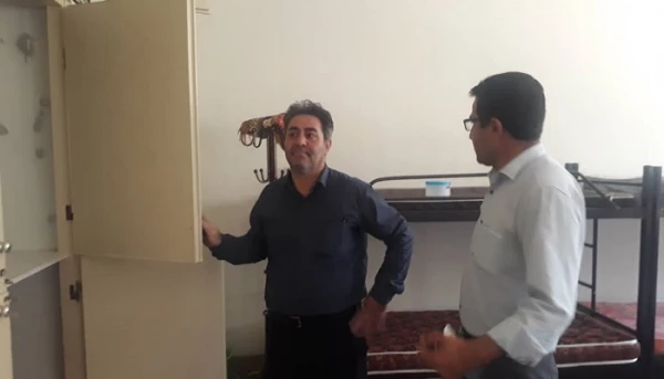 دکتر علی محمودلو رئیس دانشگاه فرهنگیان استان آذربایجان غربی به صورت سرزده در واحدهای آموزشی شهید مطهری خوی و حضرت امام خمینی (ره) سلماس حضور یافت و ضمن بازدید از بخش های مختلف با روسای آن مراکز گفتگو کرد