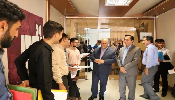 مدیرکل آموزش و پرورش آذربایجان غربی گفت: فرآیند مصاحبه دانشگاه فرهنگیان بر اساس قوانین و مقررات، دقیق و شفاف است و همواره تلاش می شود حقی ضایع نشود 4