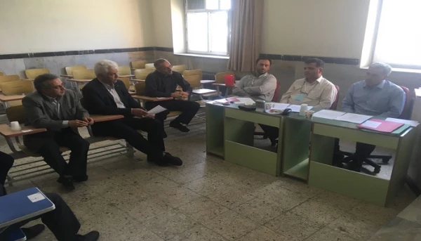 بازدید رئیس اداره ارزیابی عملکرد و پاسخگویی به شکایات اداره کل آموزش و پرورش استان آذربایجان غربی از جریان مصاحبه معرفی شدگان آزمون سراسری