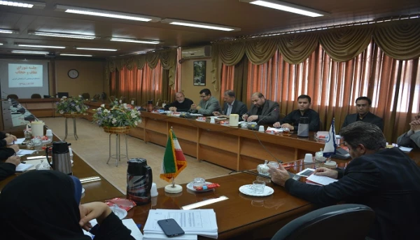 تدوین آئین نامه پوشش و اخلاق حرفه ای دانشجویان در جلسه کمیته عفاف و حجاب دانشگاه فرهنگیان استان آذربایجان غربی 2