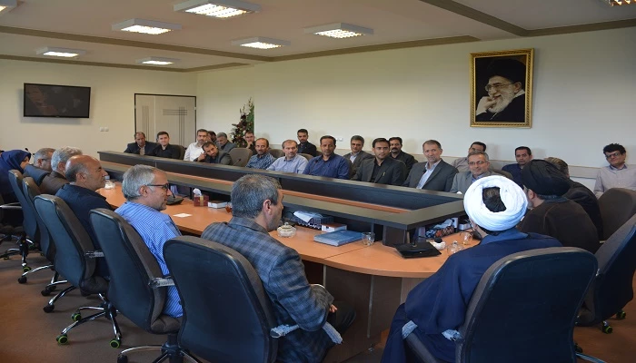 اساتید و کارکنان دانشگاه فرهنگیان استان آذربایجان غربی با نماینده ولی فقیه در استان و امام جمعه ارومیه دیدار و گفتگو کردند 2