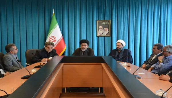 اساتید و کارکنان دانشگاه فرهنگیان استان آذربایجان غربی با نماینده ولی فقیه در استان و امام جمعه ارومیه دیدار و گفتگو کردند 