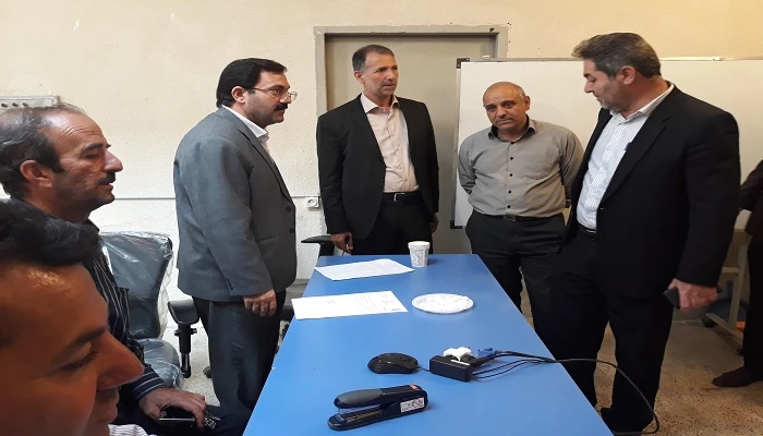 بازدید دکتر علی محمودلو رئیس دانشگاه فرهنگیان استان آذربایجان غربی از مراحل ثبت نام دانشجو معلمان جدیدالورود پردیس شهید رجایی 6