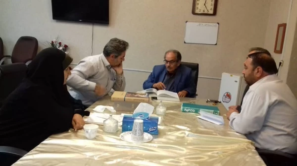 دکتر علی محمودلو سرپرست دانشگاه فرهنگیان استان آذربایجان غربی با دکتر عقلمند پژوهشگر و محقق تاریخ معاصر آذربایجان دیدار و گفتگو کرد 3