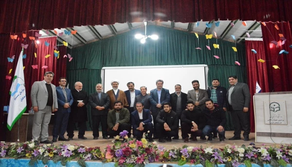 برگزاری شب شعر گرامیداشت هفته بسیج  