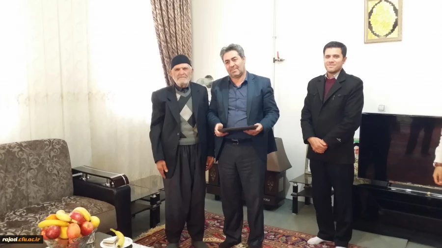 دیدار با خانواده دانشجو معلم شهید اکبر یوسفی 2