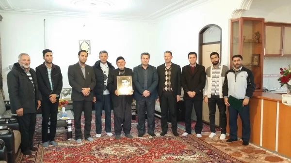 دیدار با خانواده دانشجو معلم شهید اکبر یوسفی 