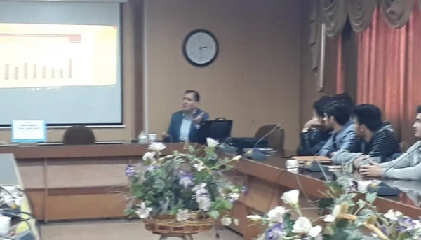 نشست علمی – تخصصی با عنوان پژوهش در آئینه زمان ( دیروز، امروز و فردا)  در پردیس شهید رجایی آذربایجان غربی برگزار شد 3