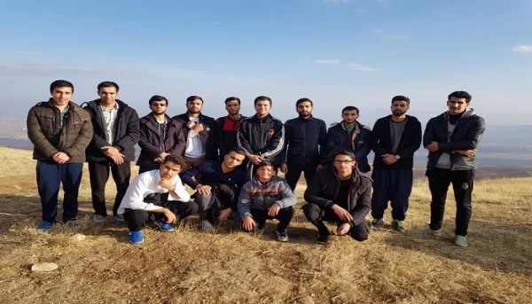 صعود جمعی از دانشجویان پردیس شهید رجایی به ارتفاعات کوه سیر ارومیه 
