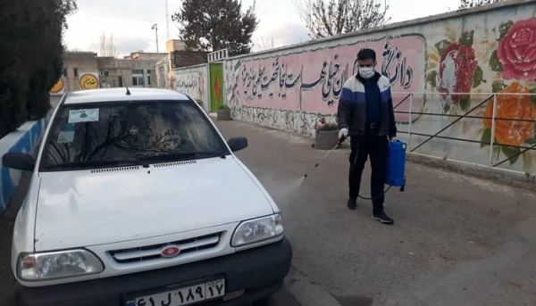 عملیات ضدعفونی و گندزدایی دانشگاه فرهنگیان استان آذربایجان غربی  به صورت روزانه در راستای کنترل شیوع ویروس کرونا انجام می شود 3